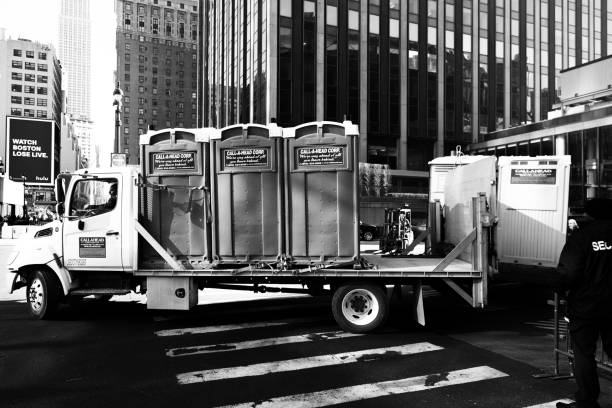 Best Porta potty rental near me  in Cambridge, OH